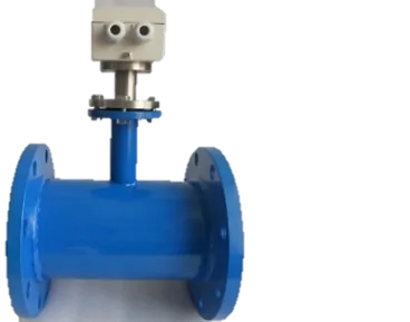 Flujómetro industrial instalado en una tubería